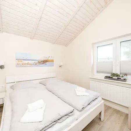 Steuerbord 3 - Freistehendes Mit Garten & Sauna Prázdninový dům *